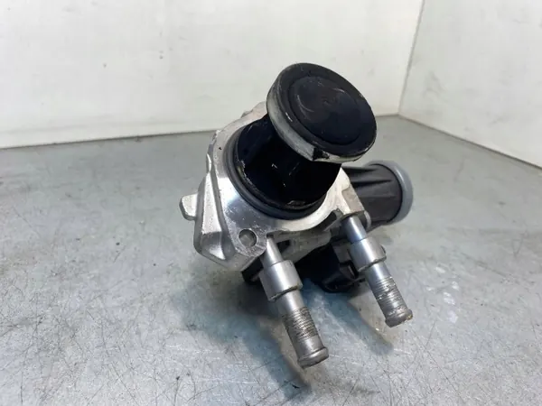 Peugeot EGR-klep OEM 289181750 - Gebruikt image 4