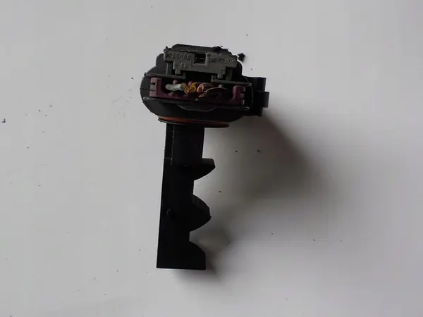 Luftmassenmesser OPEL ANTARA 2.2 CRDI 10393949 image 4