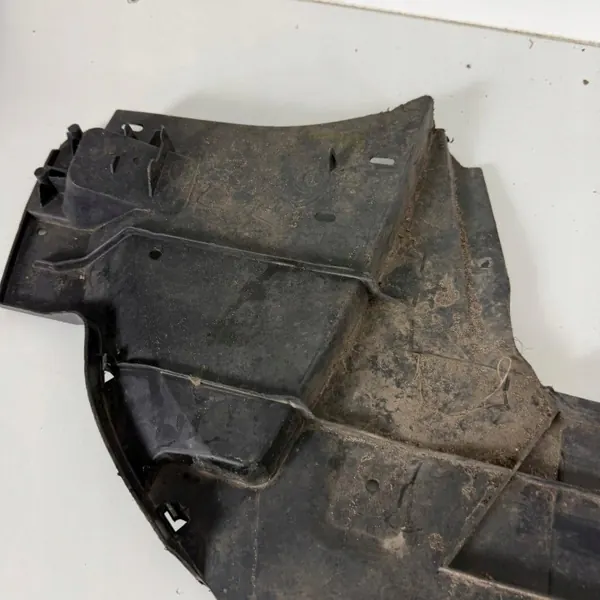 Cobertura Inferior Para-choques Dianteiro Peugeot 308 T7 OEM 9680379780 image 10