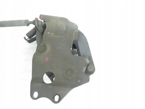 Serrure de Cabine Nissan Cabstar OEM M893752 - Occasion image 3