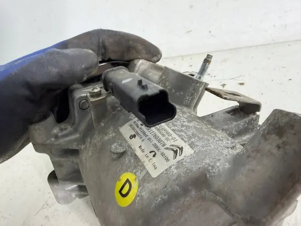 Compresseur A/C Citroen C3 III image 5