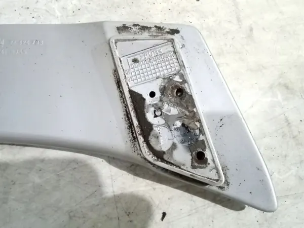Spoiler Opel Astra II HB 3D OEM 24424783 - Usado image 8