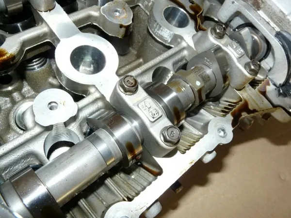 Motorhuvud Ventiler Kamaxlar OEM 24350-2527 Hyundai image 5