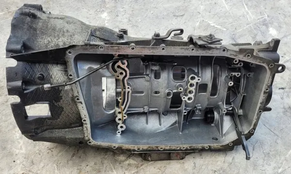 Versnellingsbakbehuizing OEM 7606390 voor 6HP26X image 10