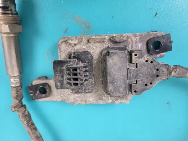 Sensor NOx OEM 04L907805BH para VW Arteon 2.0 TDI image 4