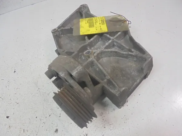 Support de montage de compresseur AUDI A4 B5 image 3