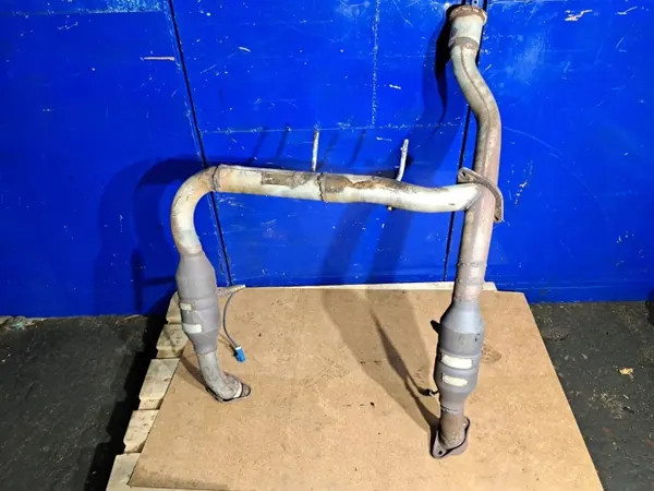 Lincoln Navigator Katalysaattori OEM 10180621 image 3