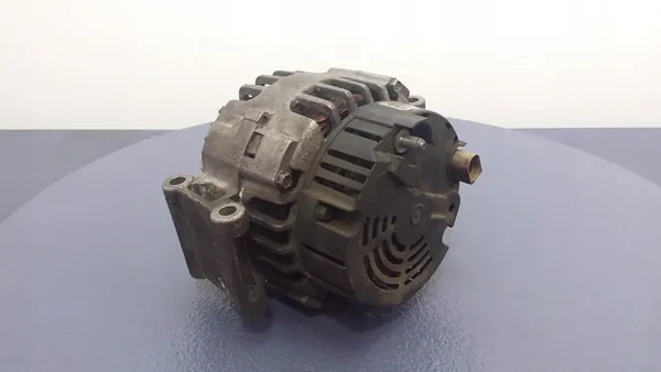 AUDI A4 B6 2.0B Vaihtovirtageneraattori 06B903016AE image 3