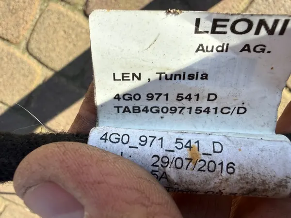 Anhängerkupplung Audi A6 Allroad C7 OEM 4G0800491AA image 3