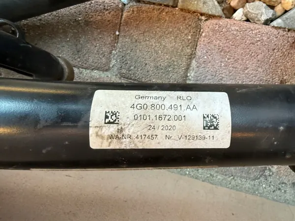 Anhängerkupplung Audi A6 Allroad C7 OEM 4G0800491AA image 4