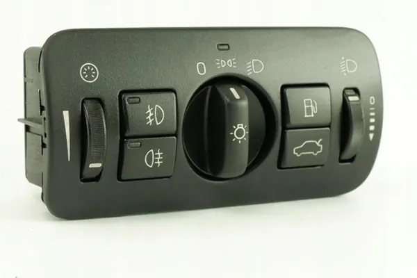Commutateur de phares Volvo OEM 30739415 - Noir d'occasion image 3