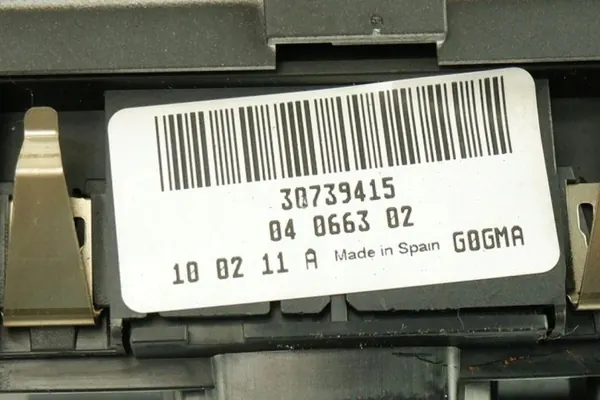 Commutateur de phares Volvo OEM 30739415 - Noir d'occasion image 5