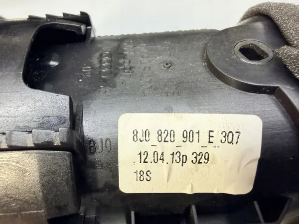 Audi TT 8J dashboard ventilatierooster OEM 8J0820901E image 5