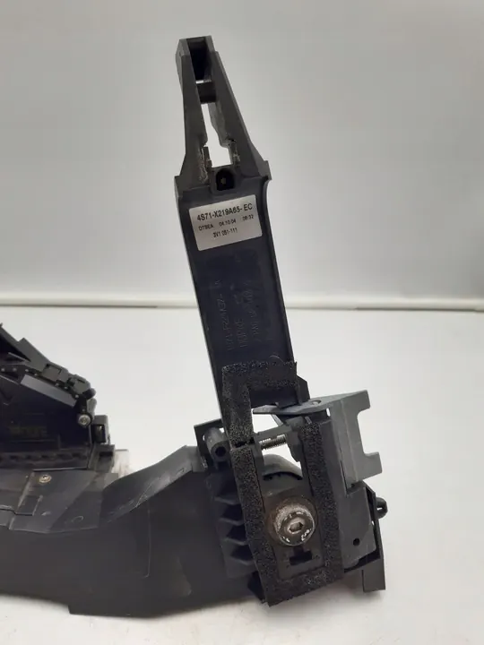 Fram vänster dörrlås Ford Mondeo MK3 image 3