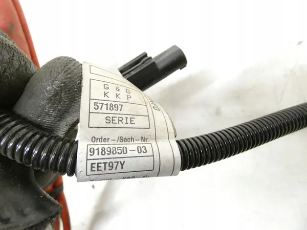 BMW Z4 E89 Akun Pluskaapeli OEM 9189950 image 5