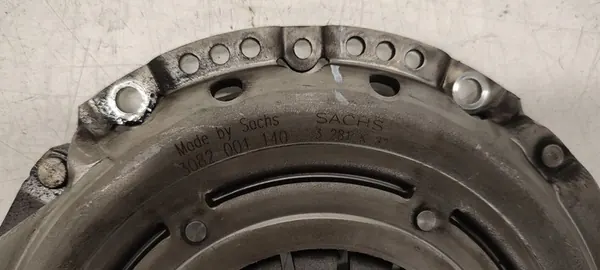 Sachs kaksimassainen vauhtipyörä Opel Astra H image 4