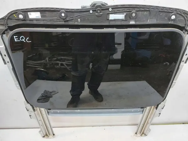 Toit Panoramique Mercedes EQC 400 OEM A2937800000 image 3
