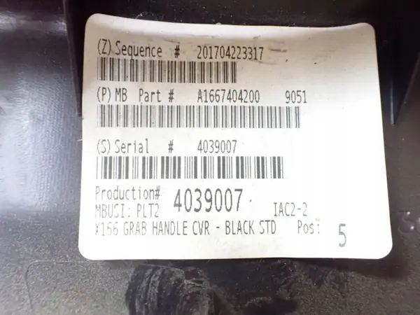 Mercedes-Benz GL X166 Tavaratilan verhoilu OEM A1667404200 image 10