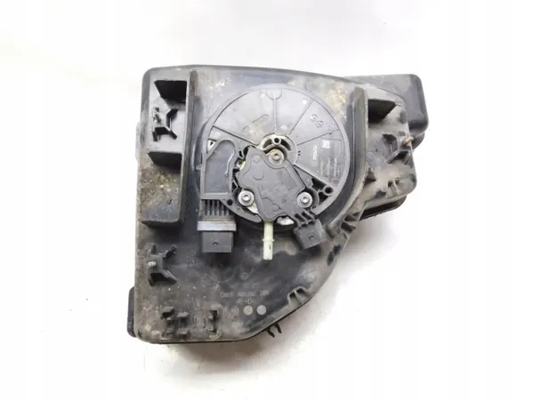 Réservoir/Pompe AdBlue OEM 1K0131877 pour Skoda Yeti 2.0 TDI image 2