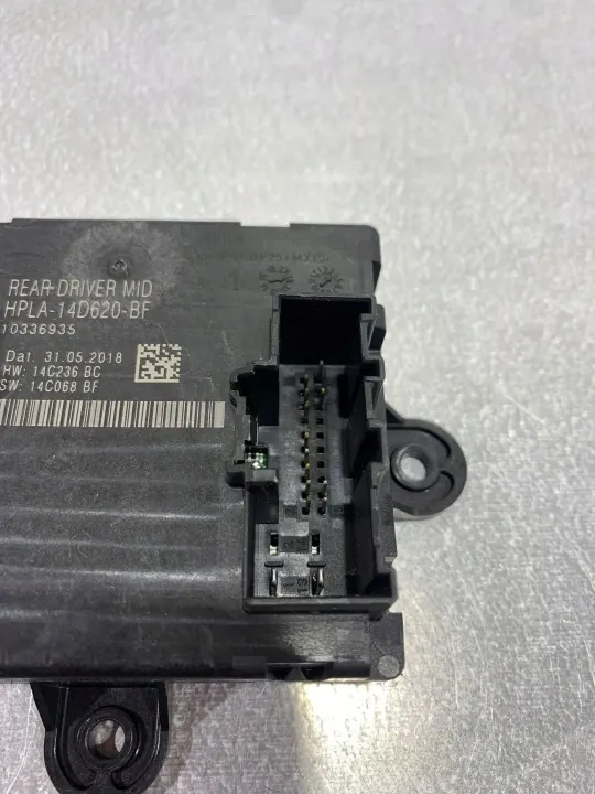 Módulo de porta Jaguar F-Pace OEM FBZ18710 Usado image 3