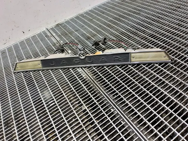 Bandeau d'éclairage tableau Jaguar XJS OEM SKE55537 image 2