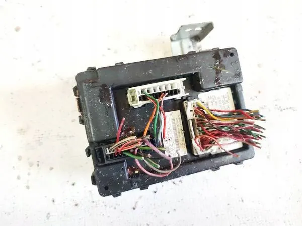 Nissan Murano Immobilizer Computer OEM 92LP0562 image 2