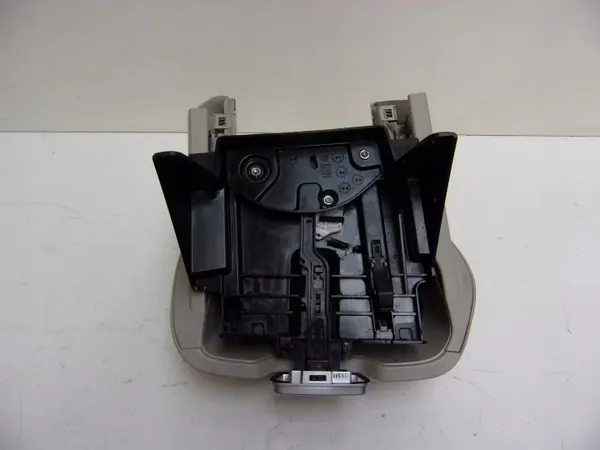 Guardaobjetos OEM 1043359178 para Chrysler Pacifica image 4