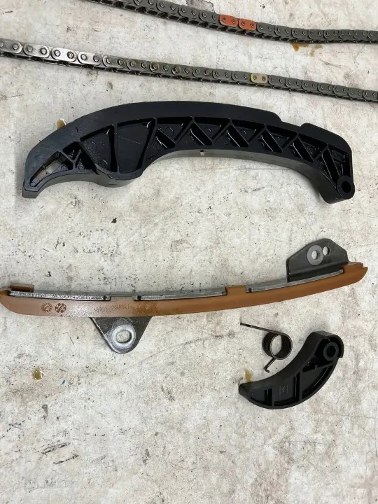 Distributieketting Set OYT20889 Toyota Hybride 1.8 image 4