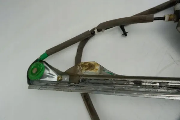 OEM 309054 Regulador de ventana izquierda delantera Ford Focus MK1 image 3