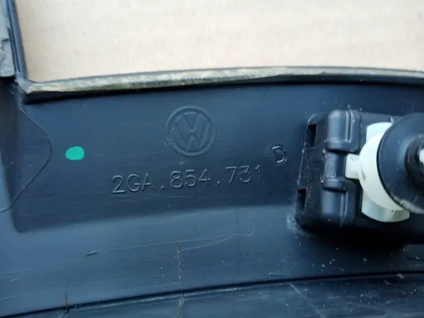 VW T-ROC Vasemman Etulokasuojan Lista 2018- image 9