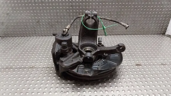 Mozzo sterzante anteriore destro VW Golf IV A3 8L image 2