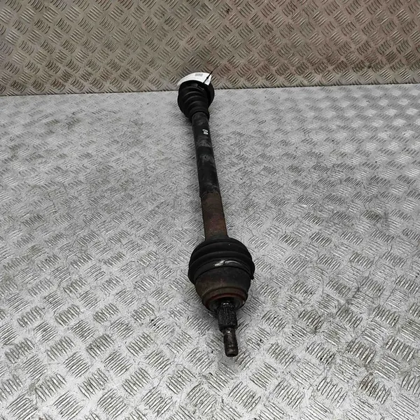 Fram höger axel VW Beetle Cabrio 1.6L OEM 1J0407272NN image 2