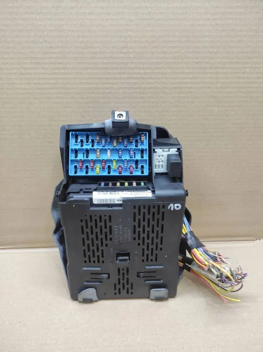 Módulo BSI Caixa de Fusíveis OEM 8200029342 Renault Scenic I image 2