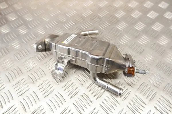 Arrefecedor EGR Toyota OEM 256010T030 - Usado image 2