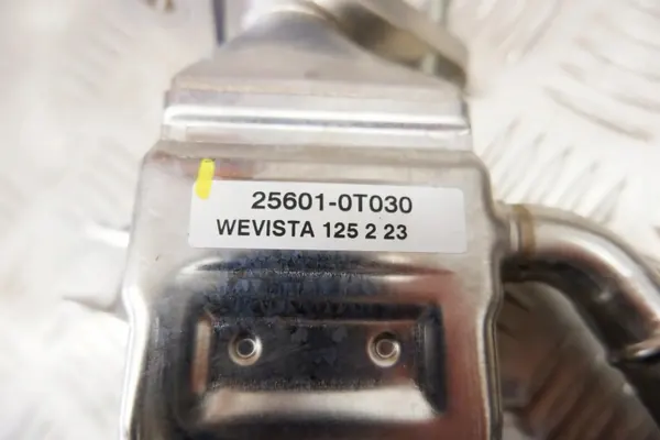 Arrefecedor EGR Toyota OEM 256010T030 - Usado image 5