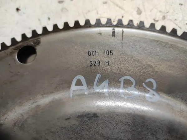 AUDI A4 B8 1.8 TFSI Volante 06H105323H image 3