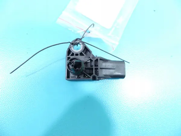 Air Pressure Sensor Porsche Panamera I 970 image 3