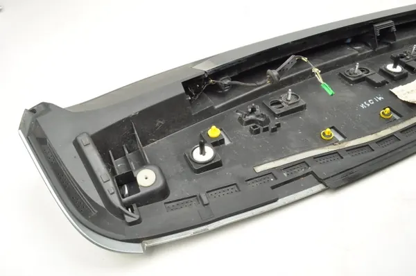 Spoiler Volvo XC90 II OEM 31383057 - Usado image 10