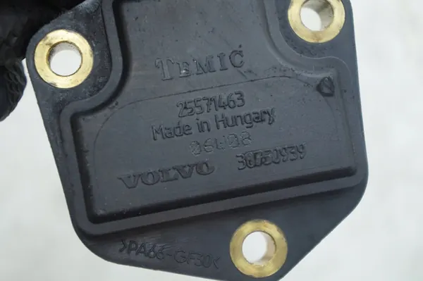 VOLVO S60 S80 V70 C70 Öljytason anturi 30750939 image 4