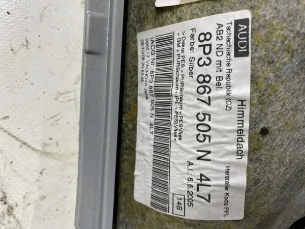 OEM 8P3867505N Garniture Pilier S-Line Noire Audi A3 8P image 3