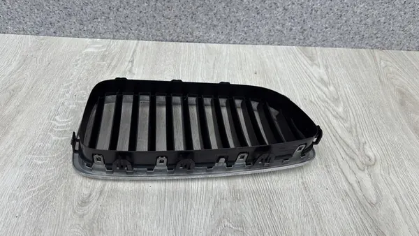 Vänster njurgrill BMW 5 F10 F11 51137200727 image 2