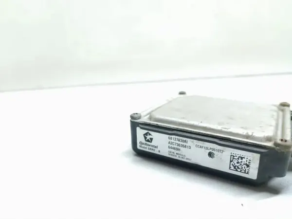 Module angle mort Jeep WK2 OEM 68137930AI image 3
