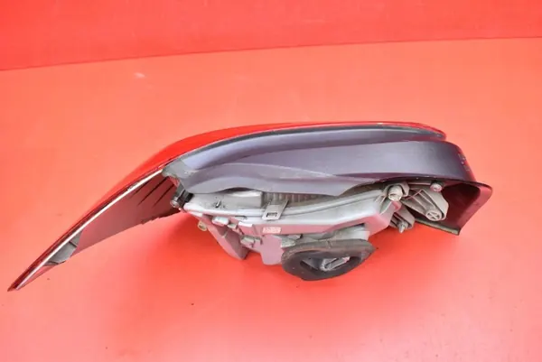 Lámpara Trasera Derecha Mercedes Clase A W176 12-18 A1769060200 image 5