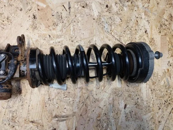 Framvänster Stötdämpare OEM 6796939 BMW 7 F01/F02 image 3