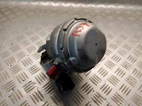 Support Moteur Droit Audi RS6 C7 OEM 4H0199384B image 2