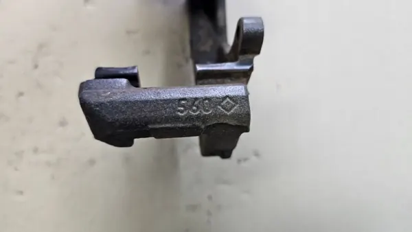 Suporte de fixação dianteiro OEM AUDI A4 B6 B7 A6 C5 1.9 TDI image 4