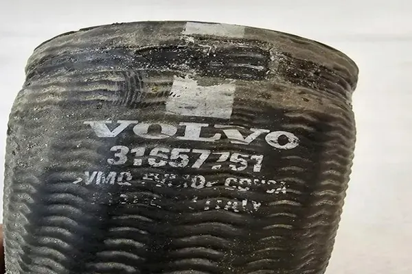 Tubo intercooler VOLVO S60 I 2.0L 132kW image 2