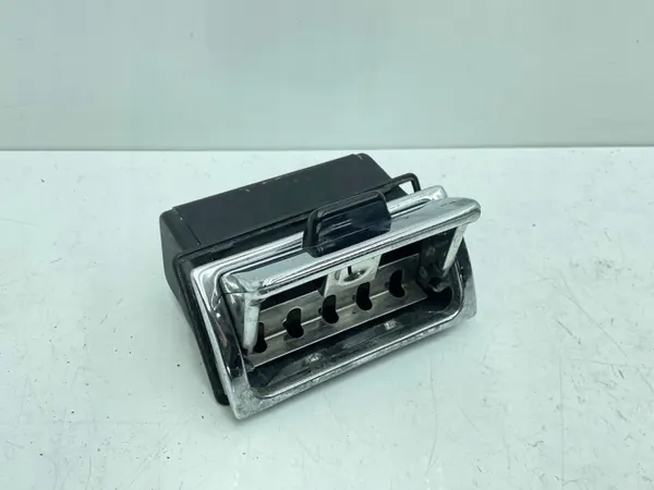 OEM BCE23111 Takaoven Tuhkakuppi Rolls-Royce Silver Spur 1986 image 2