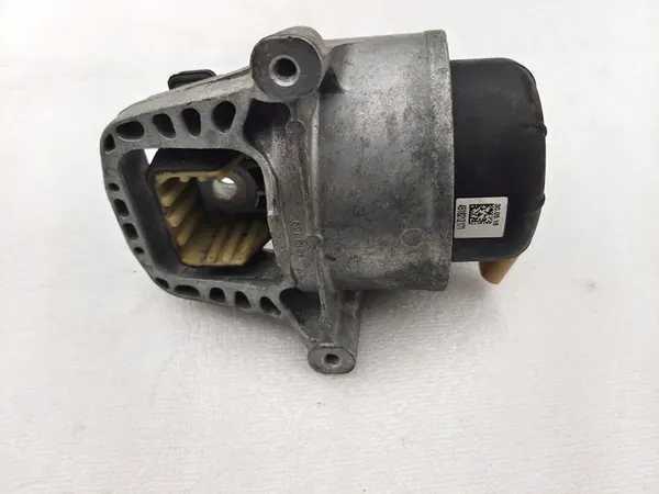 Vasen moottorikansi Audi A4 B9 A5 8W0199371BF image 2