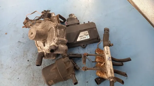 Gebrauchtes Skoda OE LPG-Kit für Octavia 01R Combi 1.6B image 2